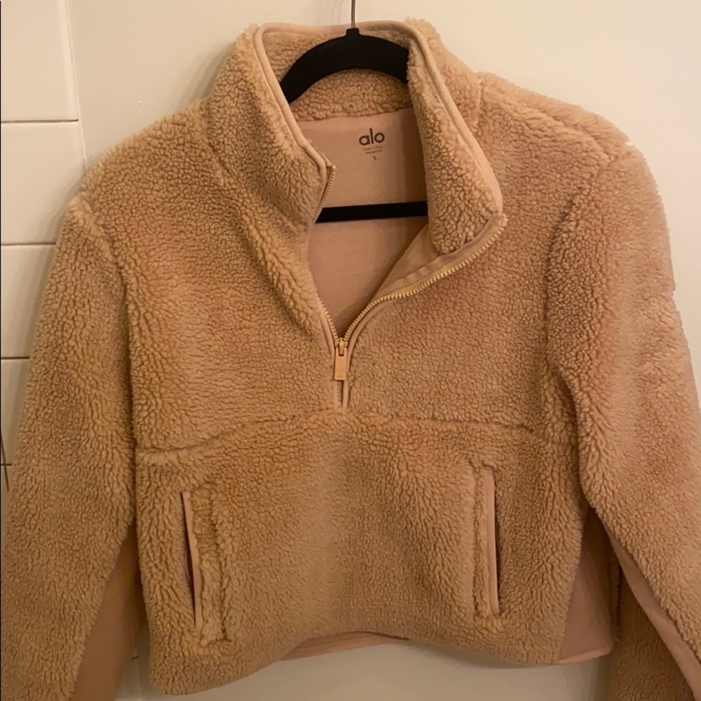 ALO Yoga quarter zip sherpa pullover